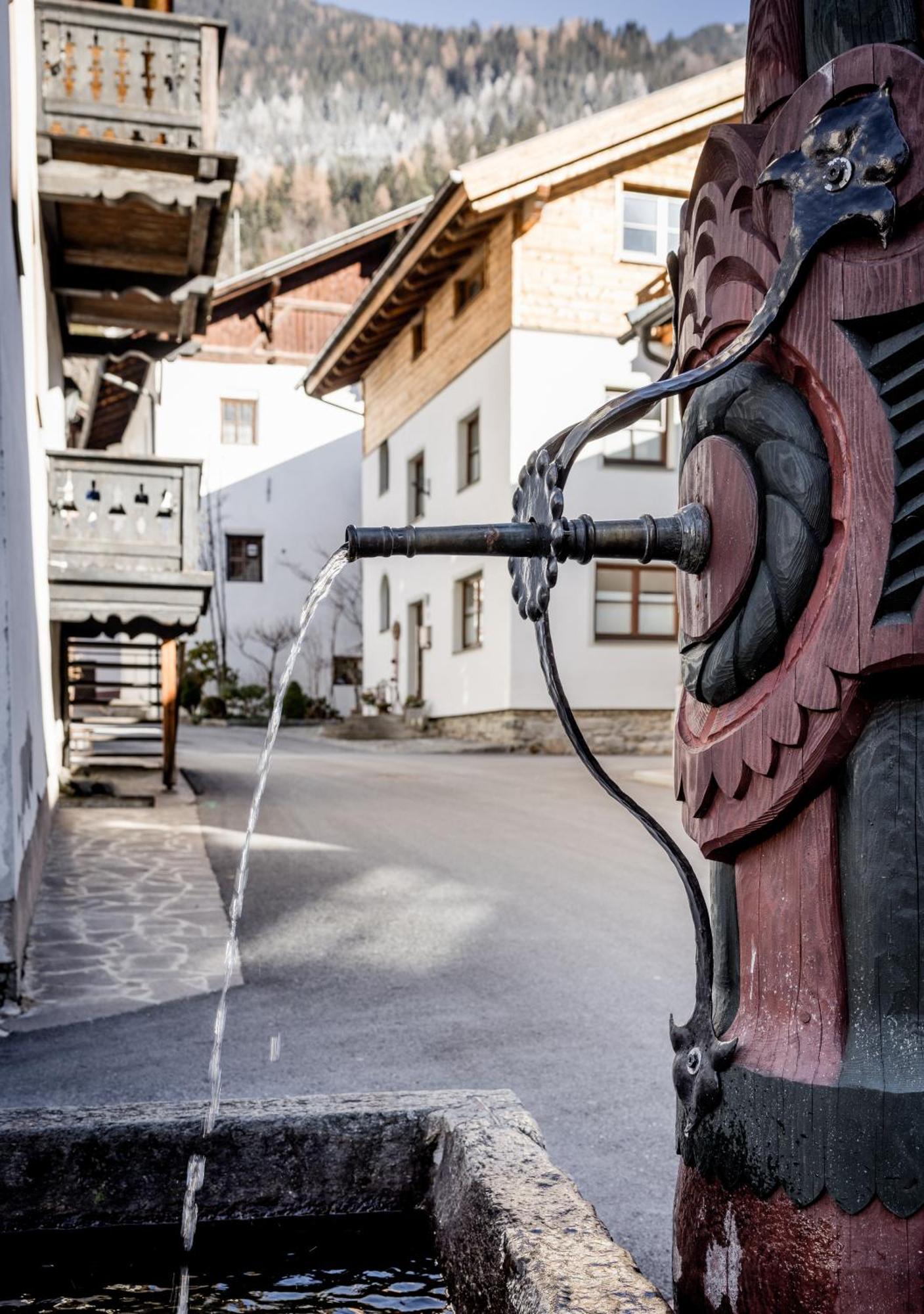 Am Dorfbrunnen Leilighet Oetz Eksteriør bilde